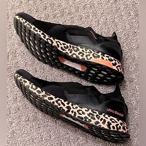 Women’s Adidas ultra boost slip on size 7 like new